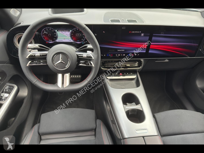 Autoutilitară Mercedes GLB 250+ EQ 272ch AMG Line