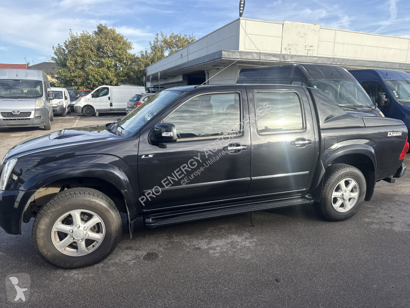 Varevogn Isuzu 4X4 SPACE CAB TDI164 LS