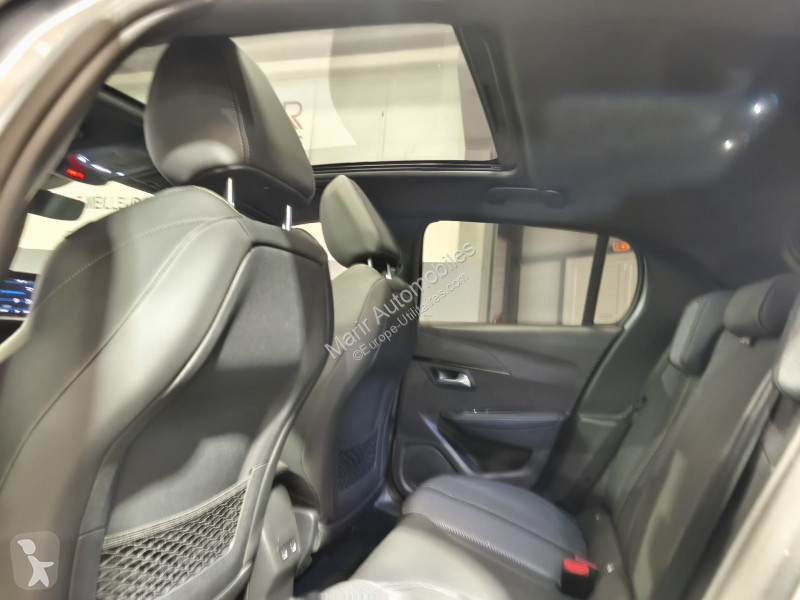 Véhicule utilitaire Peugeot 208