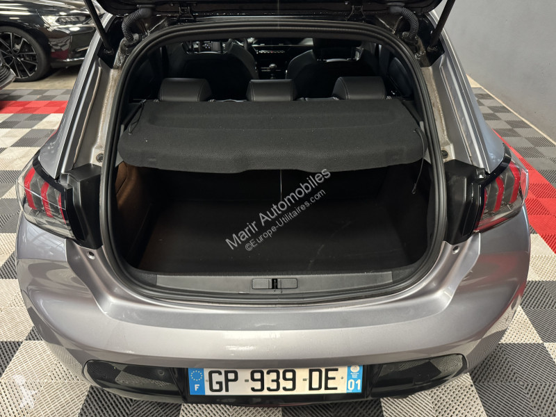 Véhicule utilitaire Peugeot 208