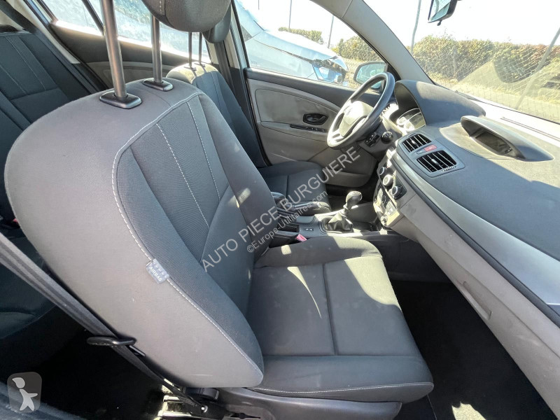 Véhicule utilitaire Renault 1.5 DCi 110...