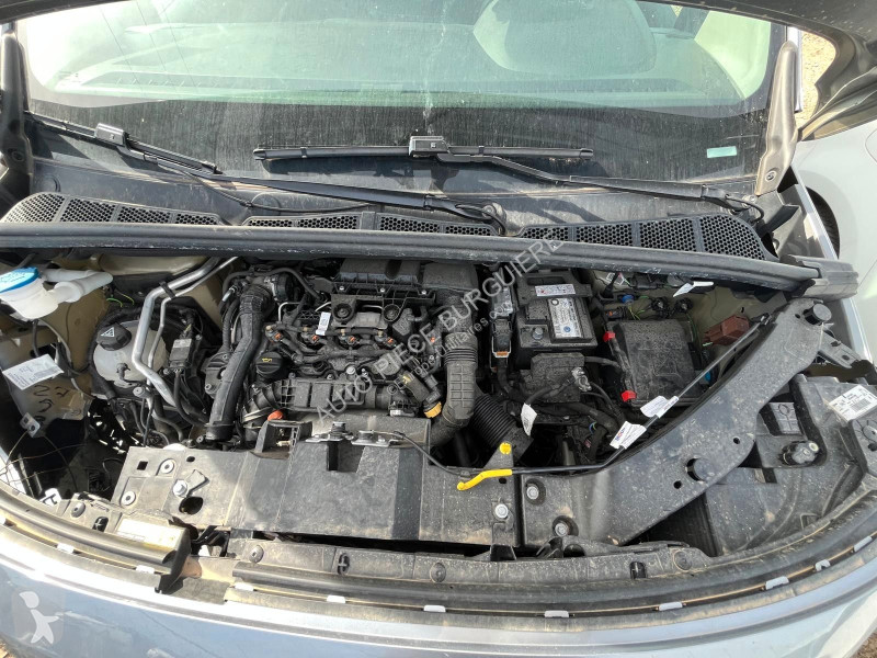 Veicolo commerciale Peugeot III 1.5 BlueHDi 130...