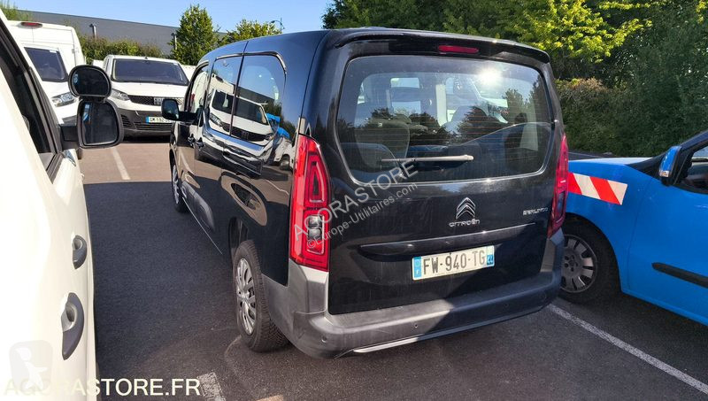 Véhicule utilitaire Citroën BERLINGO