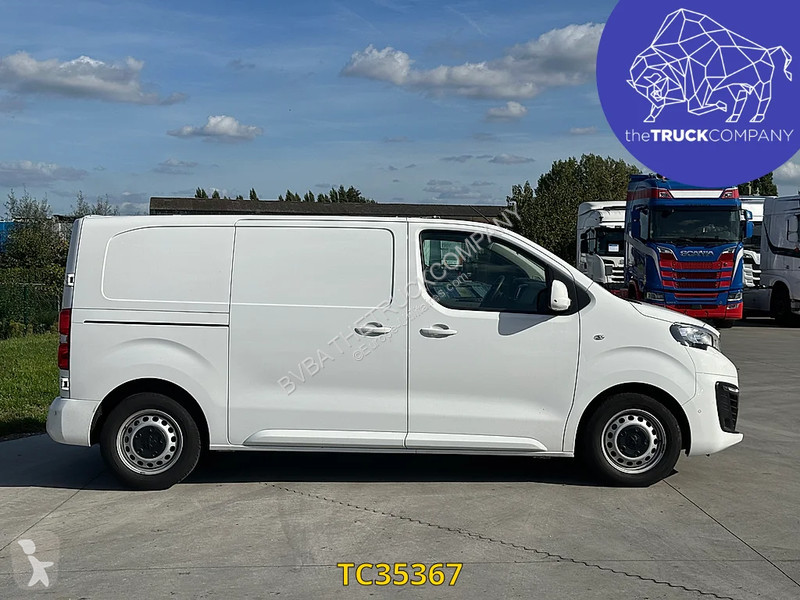 Véhicule utilitaire Peugeot
