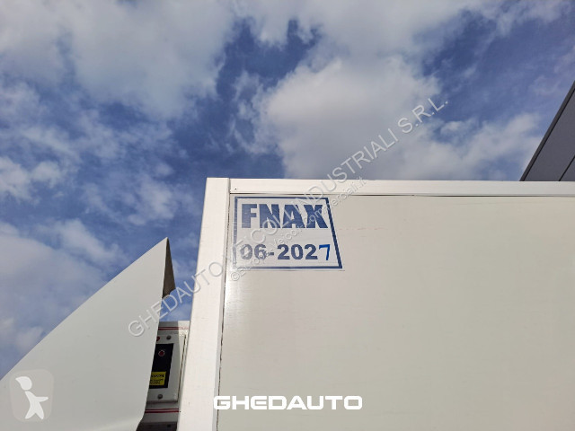 Véhicule utilitaire Iveco DAILY 35C12 BOX...