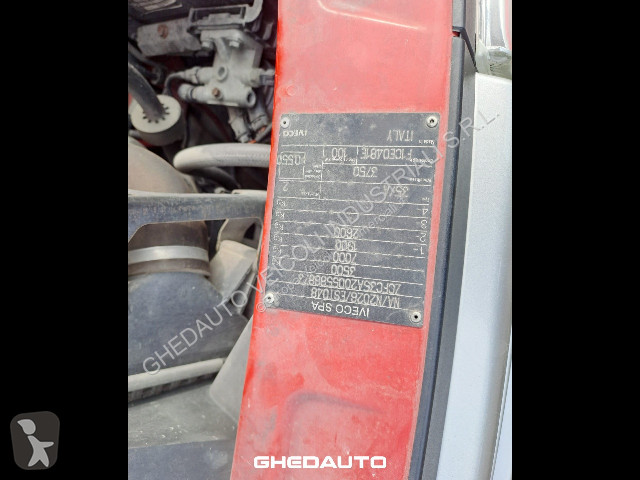Véhicule utilitaire Iveco DAILY 35C14 CON...