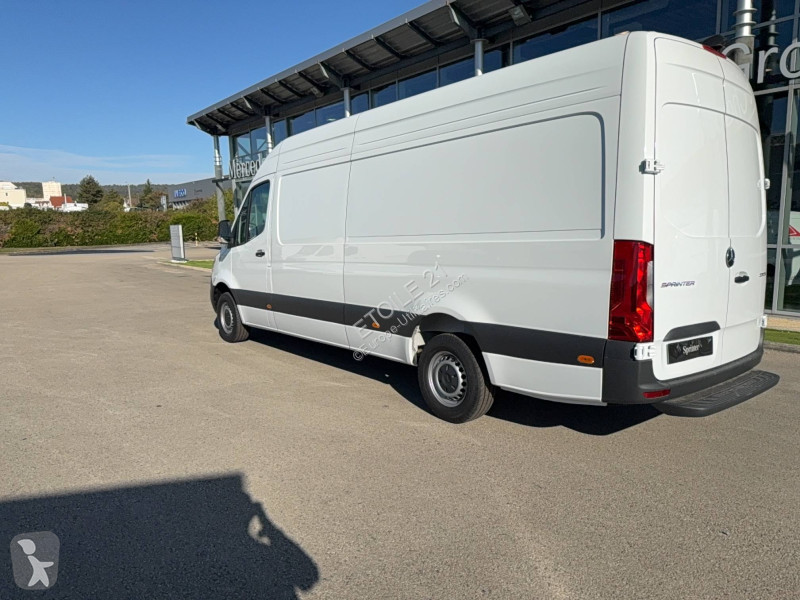 Véhicule utilitaire Mercedes SPRINTER FGN 317...