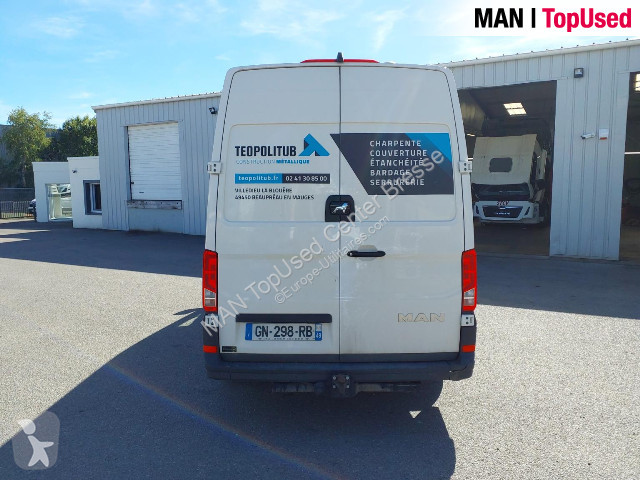 Véhicule utilitaire MAN TGE 3.180 4X2F SB