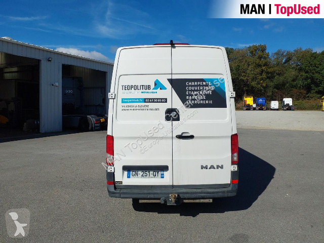 Véhicule utilitaire MAN TGE 3.180 4X2F SB
