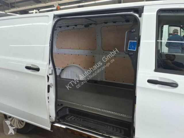 Mercedes Vito116CDI KA...