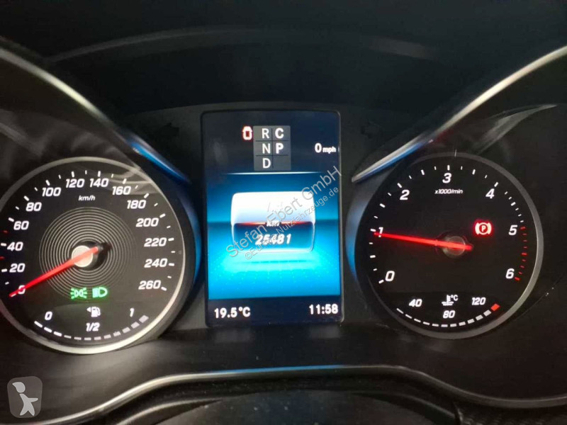 Véhicule utilitaire Mercedes V 300 d Avantgarde...