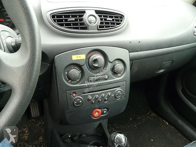 Véhicule utilitaire Renault CLIO