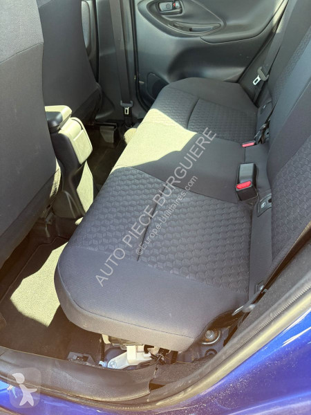Véhicule utilitaire Toyota IV 1.5 Hybride 114 /...