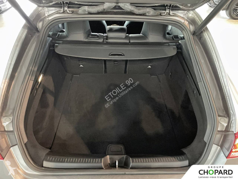 Véhicule utilitaire Mercedes CLA Shooting Brake...