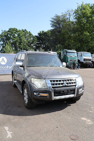 Véhicule utilitaire Mitsubishi