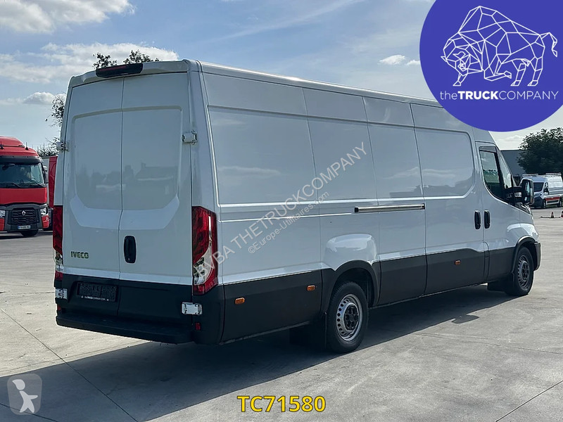 Véhicule utilitaire Iveco 35-160 HI MATIC