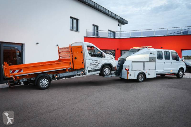 Véhicule utilitaire Iveco 70C17