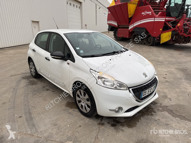 Véhicule utilitaire Peugeot