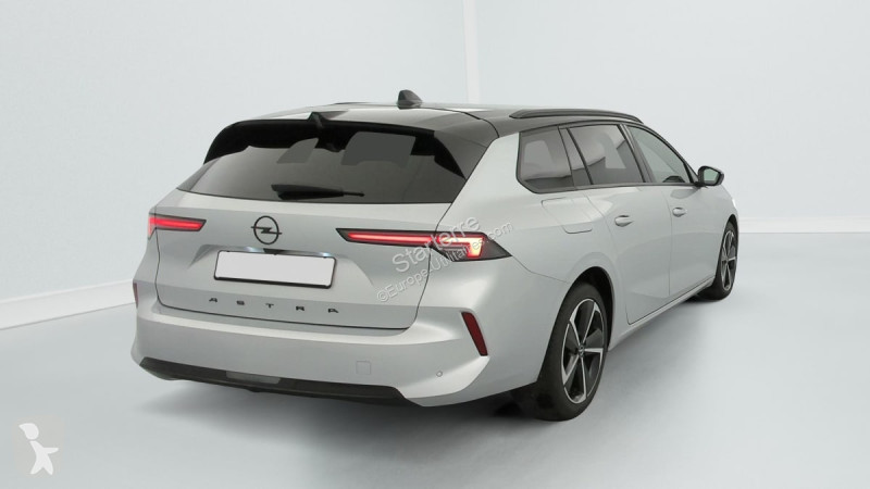 Opel Sports Tourer Transporter