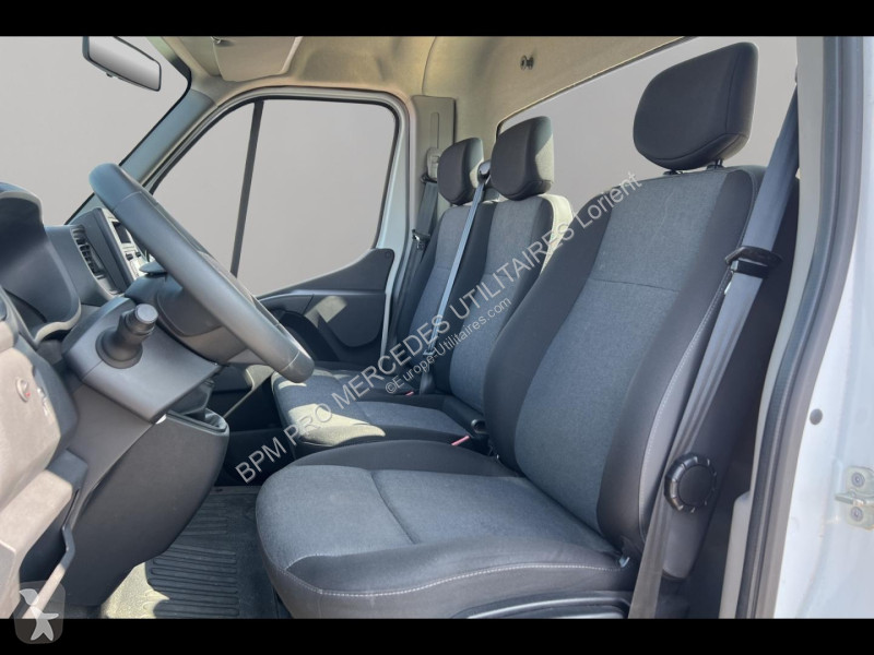 Véhicule utilitaire Renault CCb R3500 L3 2.3...