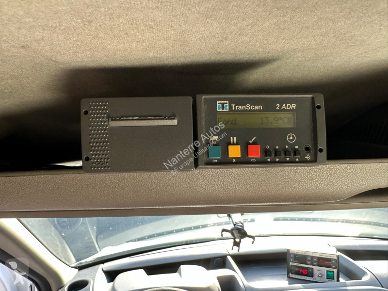 Véhicule utilitaire Renault MASTER III CCB...