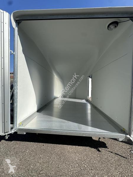 Véhicule utilitaire   Cargo XL