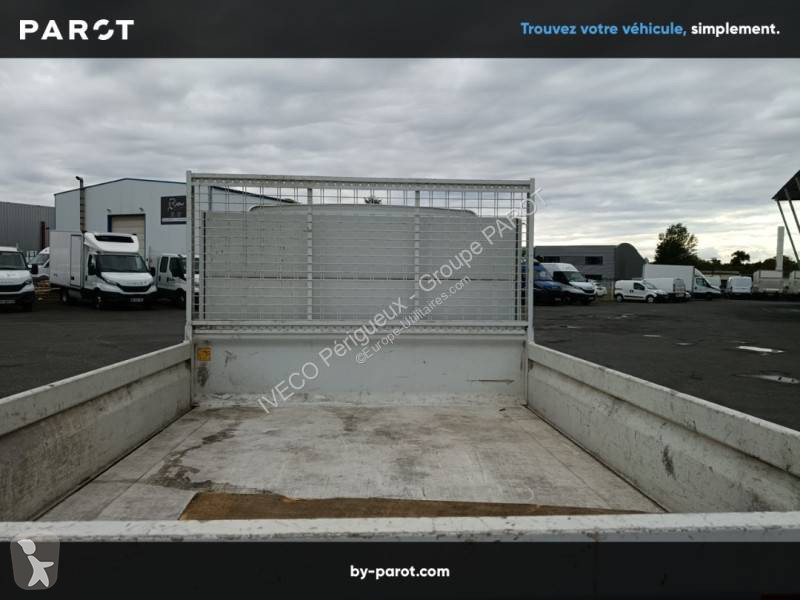 Véhicule utilitaire Iveco 35C16 D BENNE DOUBLE...