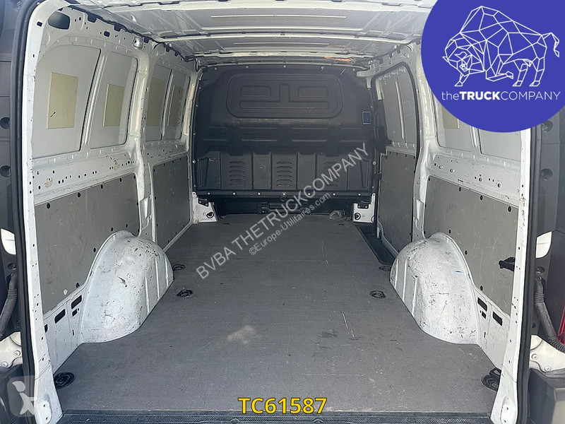 Véhicule utilitaire Mercedes L2 111cdi
