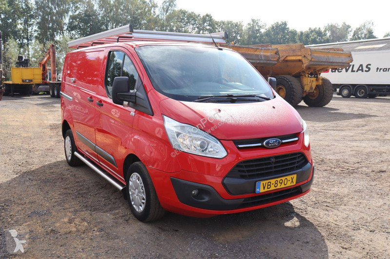 Véhicule utilitaire Ford