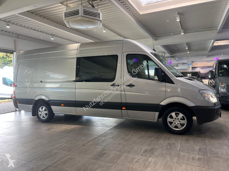 Véhicule utilitaire Mercedes 315 CDI...