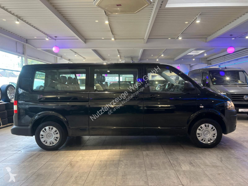 Véhicule utilitaire Volkswagen T5...