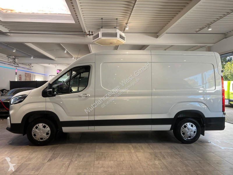 Véhicule utilitaire Maxus 9 L3H2...