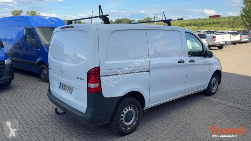 Mercedes  van