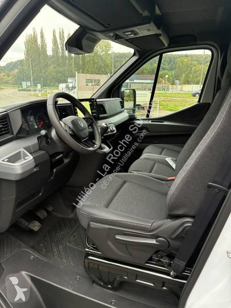 Véhicule utilitaire Renault L3H2