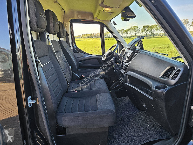 Véhicule utilitaire Iveco 35S14 L4H2 Maxi...