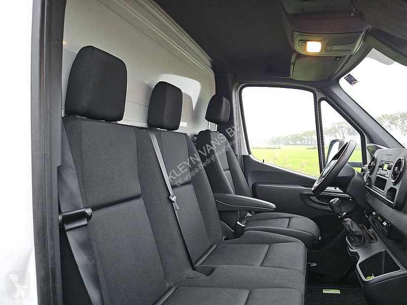 Véhicule utilitaire Mercedes 317 CDI 42 LAADKLEP