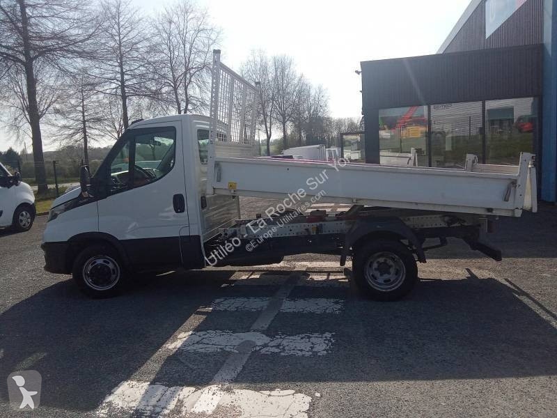 Iveco 35C14 van