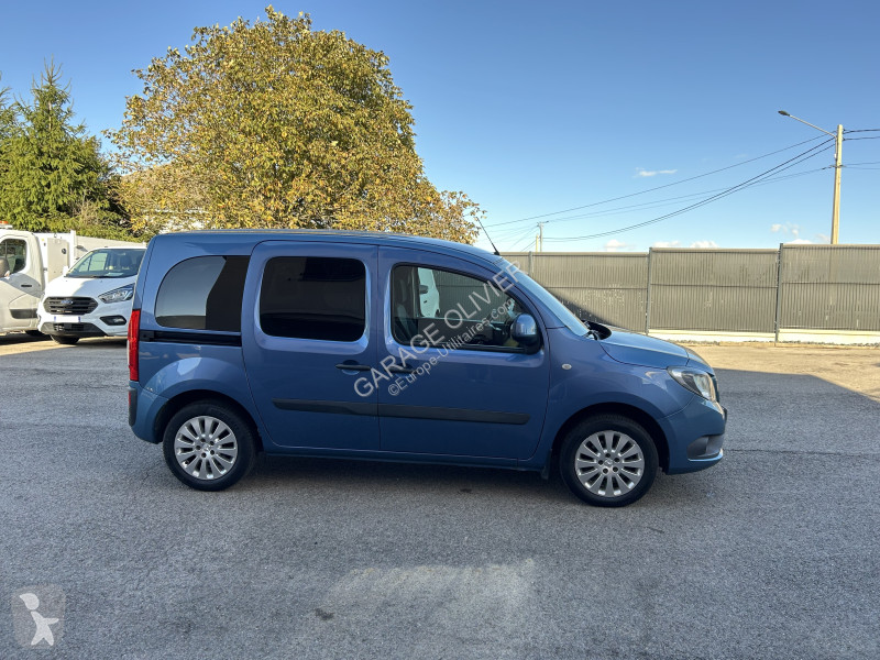 Véhicule utilitaire Mercedes Long 111 1.5 CDI...