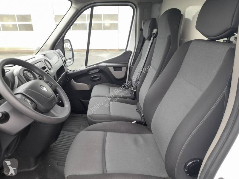 Véhicule utilitaire Renault 2.3 DCI 130