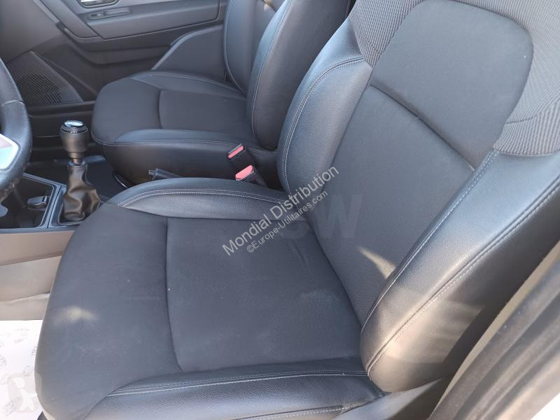 Véhicule utilitaire Renault DCI 95 CONFORT