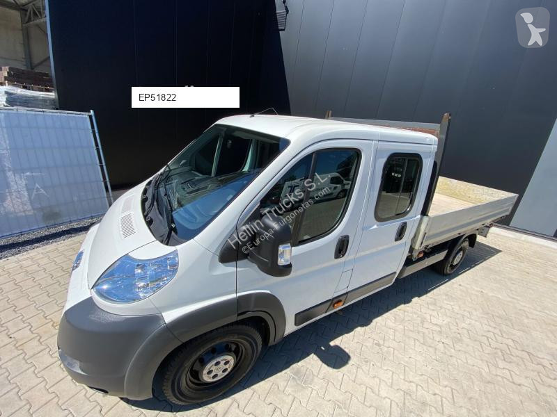 Véhicule utilitaire Peugeot