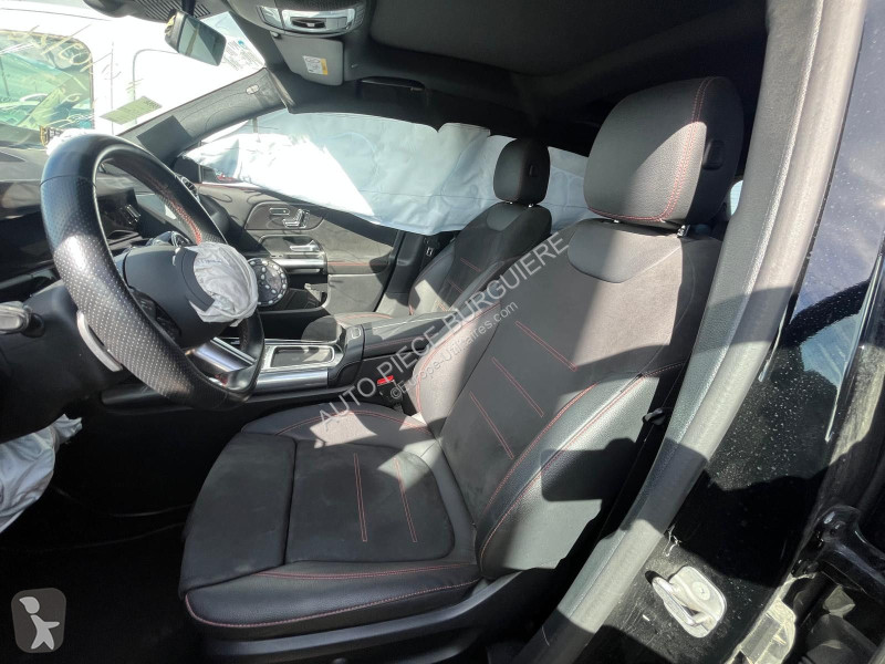 Véhicule utilitaire Mercedes GLA 200d CDi 150...