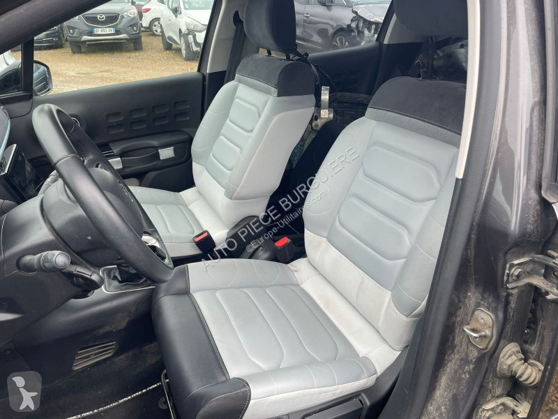 Véhicule utilitaire Citroën C3 1.2 Puretech 110...