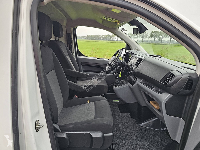 Véhicule utilitaire Peugeot