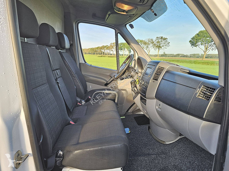 Véhicule utilitaire Mercedes 519 L2H2 V6 3.0...