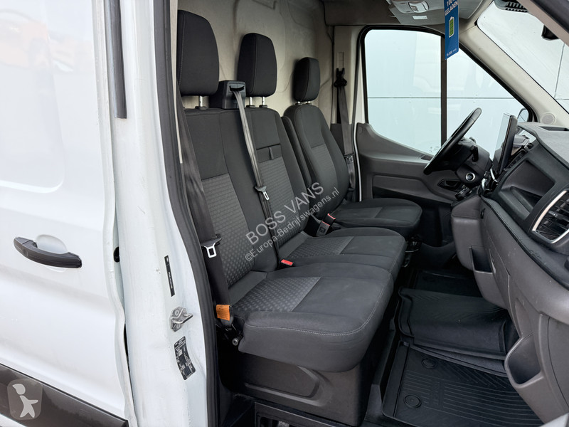 Véhicule utilitaire Ford e 68kWh 184PK E-