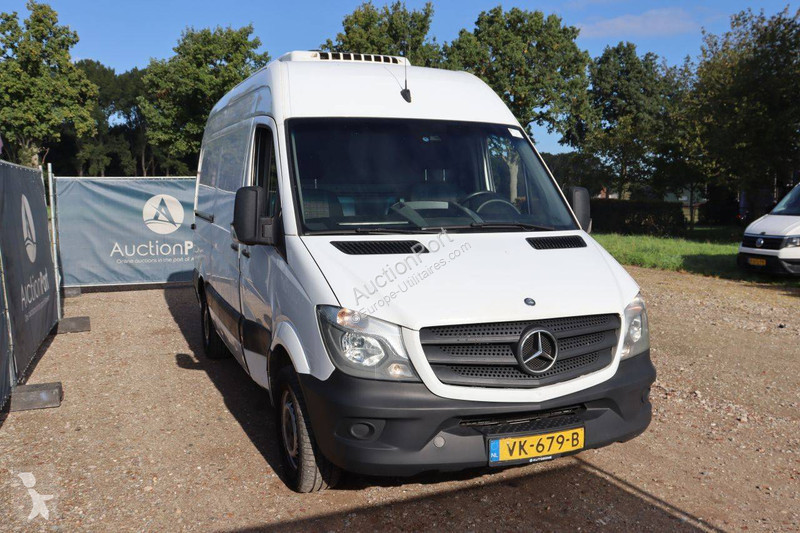 Véhicule utilitaire Mercedes