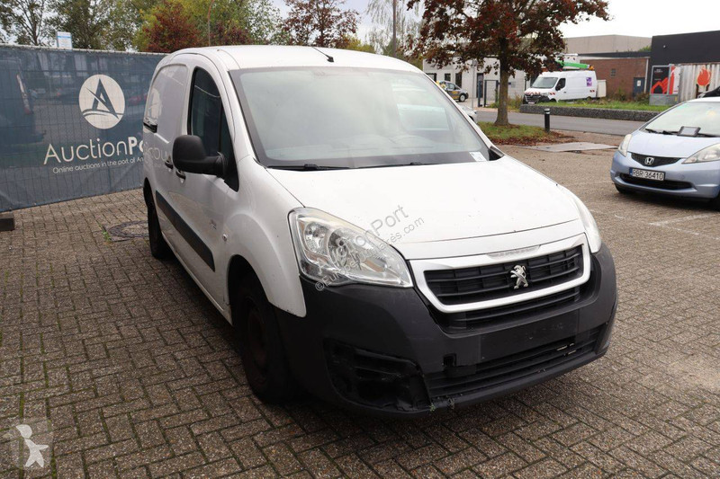 Véhicule utilitaire Peugeot