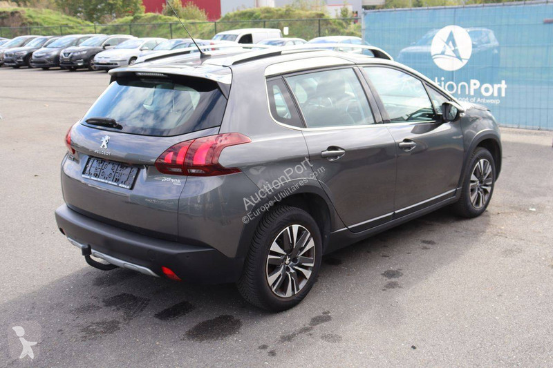 Véhicule utilitaire Peugeot