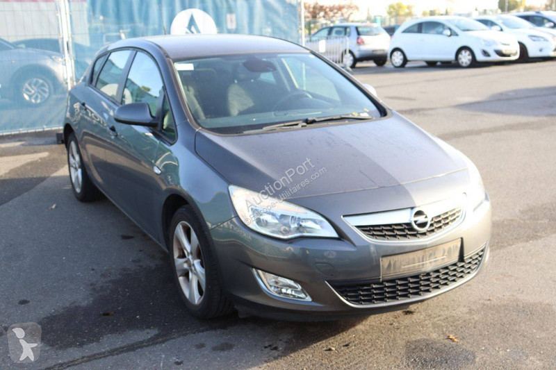 Véhicule utilitaire Opel